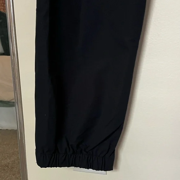 NWT Men’s Black Banana Republic Motion Tech Hybrid Pant - Picture 5 of 5